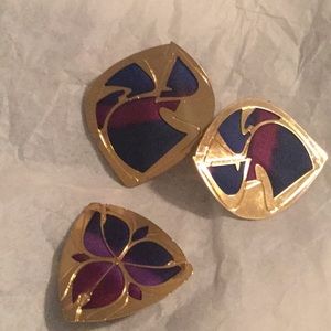 80’s to the max. Kyle mark, gold tone with gorgeous violet, blue and lavender